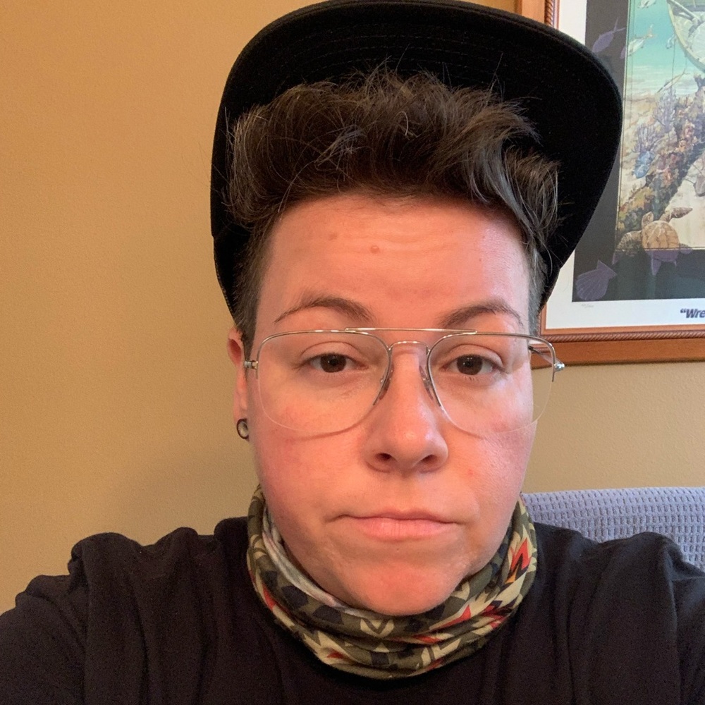 Meet your Posher, Dana